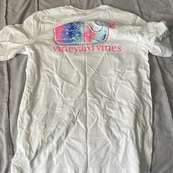 White Vineyard Vines Tee - Picture 2 of 2
